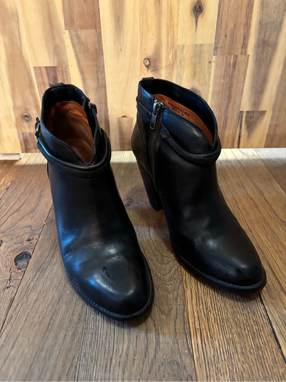 Frye Jenny Seam Short Black Leather Ankle Booties
